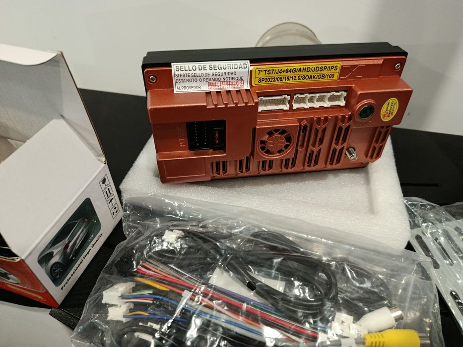 Multimédia mais câmera de marcha atrás