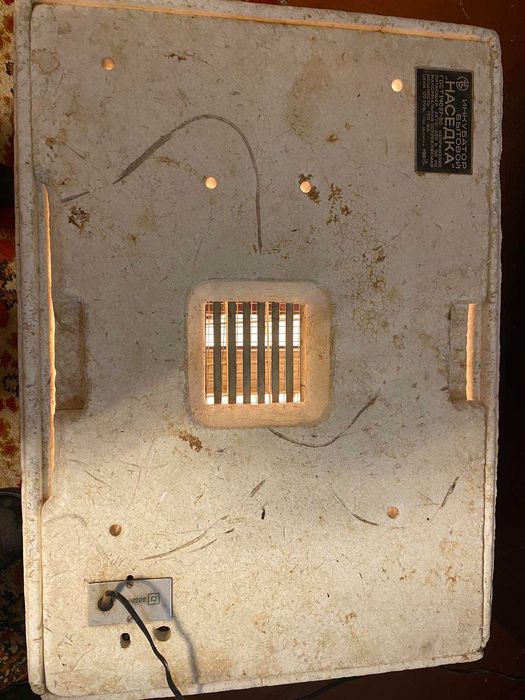 інкубатор "наседка" виробництва радянського союзу