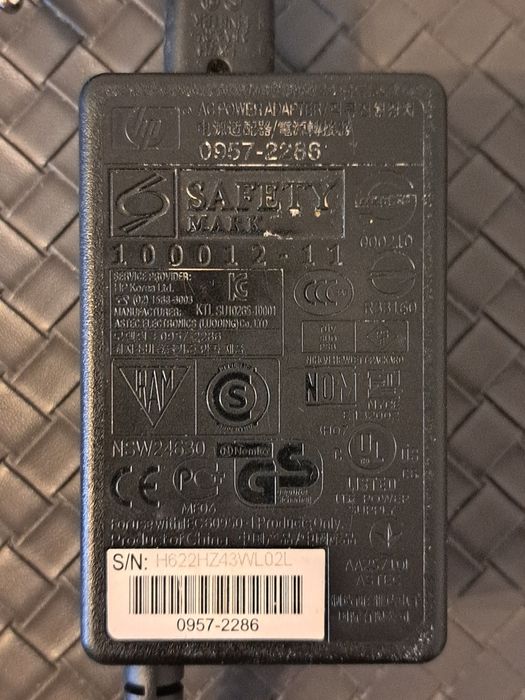 Oryginalny zasilacz HP 0957-2286 30V 333mA fioletowa wtyczka