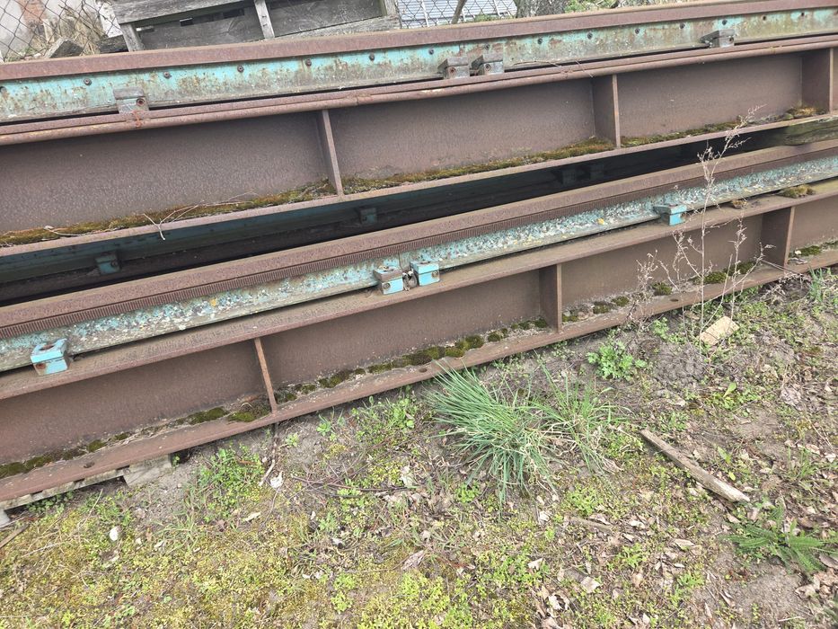 Dwuteownik HEB 300 tragarz