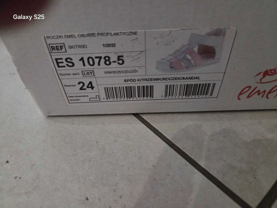 sandalki rozm 24 emel
