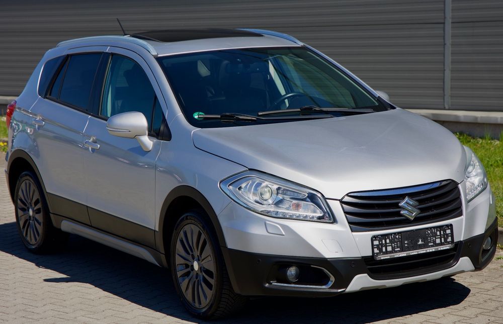 Suzuki SX4 S-Cross 1 Właściciel , Ksenon , Panorama Kamera Okazja