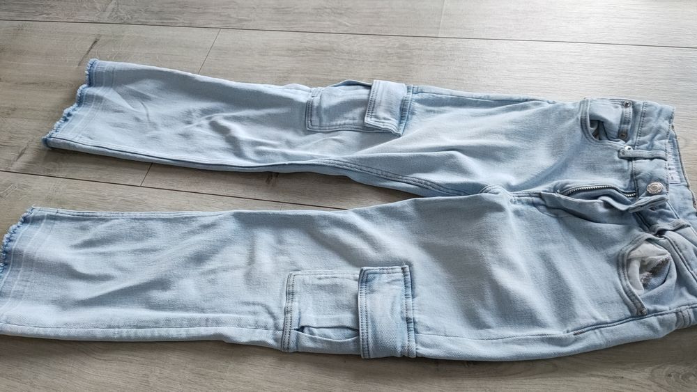 Spodnie dziewczęce Zara cargo jasno niebieskie r. 140