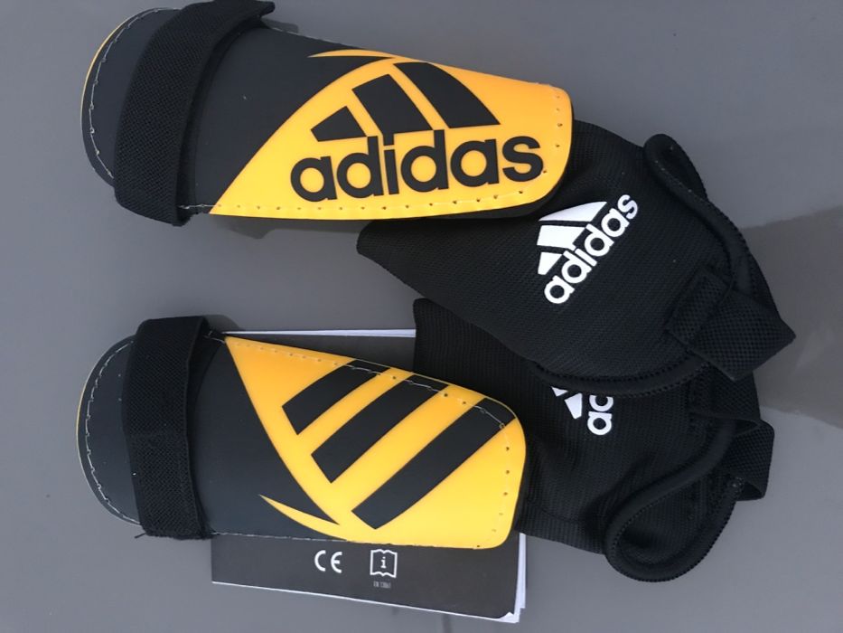 Ochraniacze adidas pomarańczowe rozm. xs