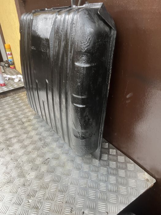 Крайслер Chrysler Voyager год 93 бак бензобак