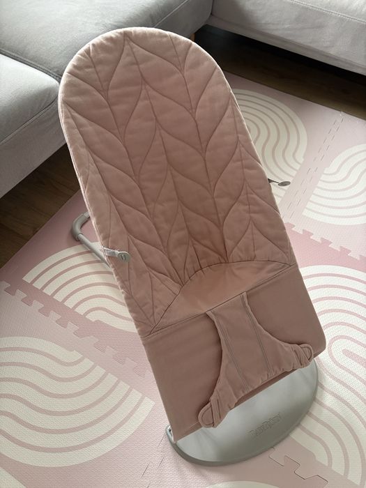 Babybjorn jodełka pudrowy róż