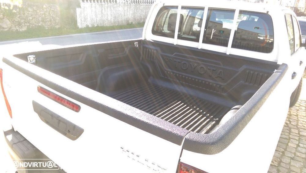 Fundo de caixa Toyota Hilux Cabine dupla