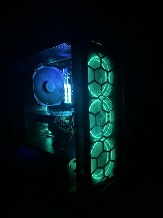 Komputer gamingowy - Radeon RX 580 8GB l Intel 8600K l DDR4 16GB