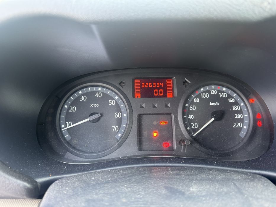 Clio  ano 2003 dci