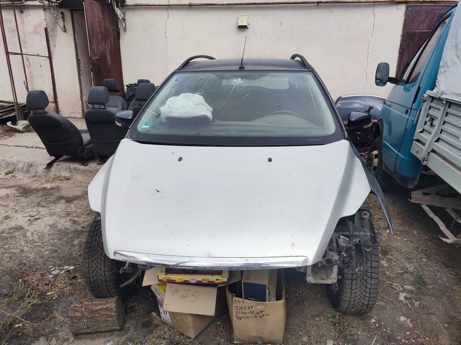 Двері форд фокус 2 , разборка ford focus 2