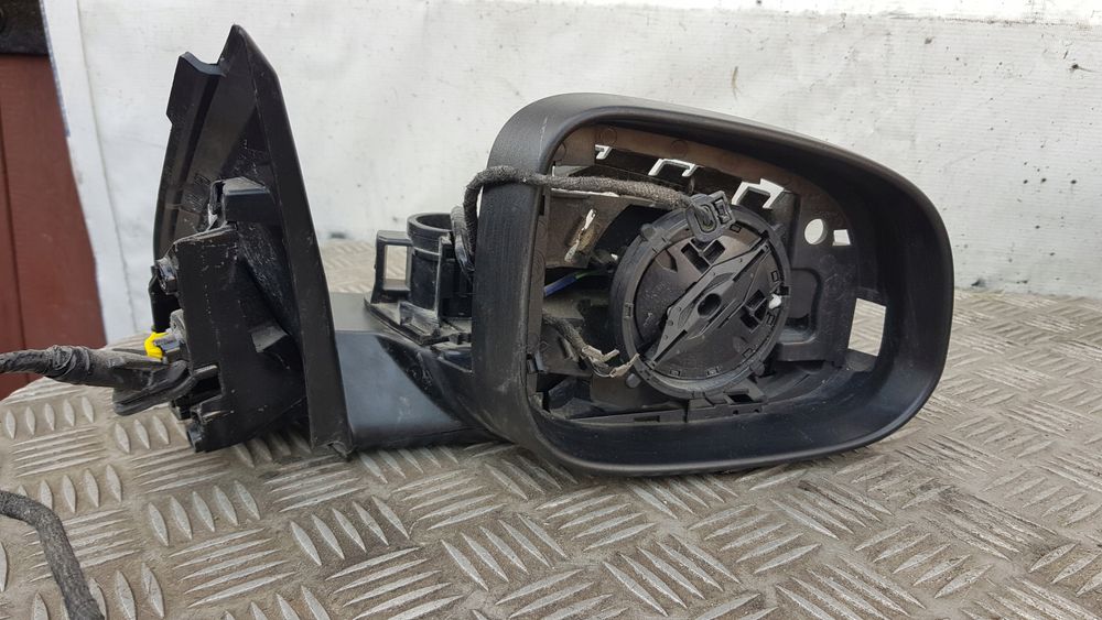 Volvo V60 Lusterko Prawe Europa 6 Pin