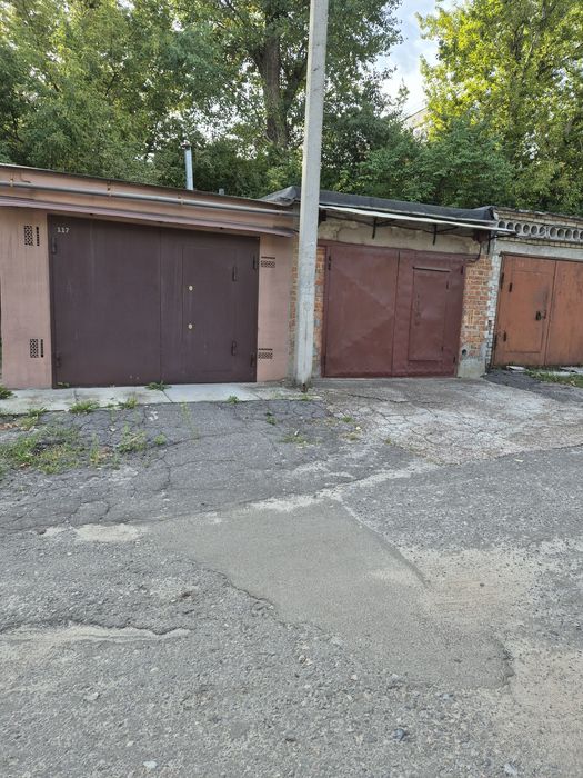 Продам гараж АК Таврія (Г.Кондратьєва)