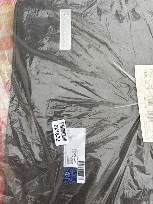 Dywaniki Mercedes CLS W219 C219 W211 S211