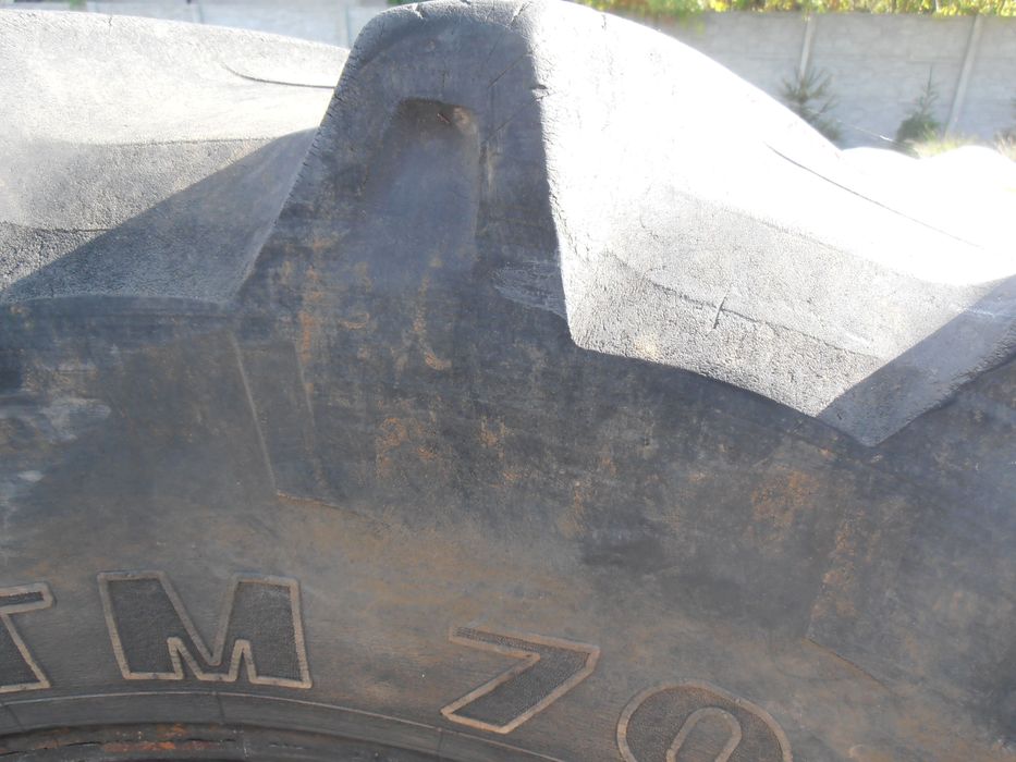 Opony 420/70 R-30