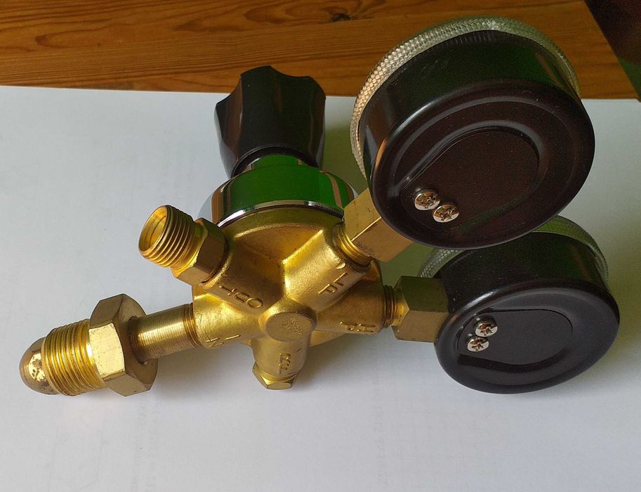 Reduktor do butli tlenu