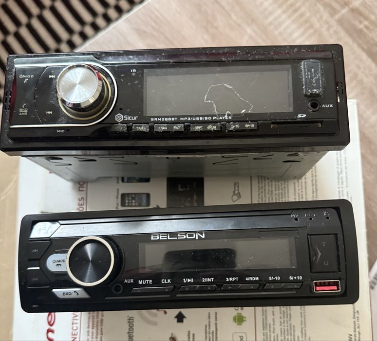 Auto radio compeltamento novo