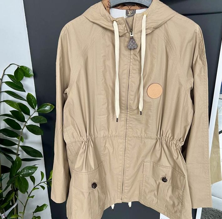 Курточка / бомбер / ветровка Louis Vuitton ace