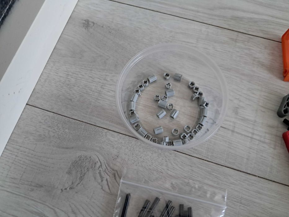 Klocki clemontoni mechanics