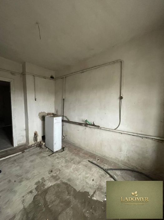 Продаж / Складське приміщення / Острозька, Плоске