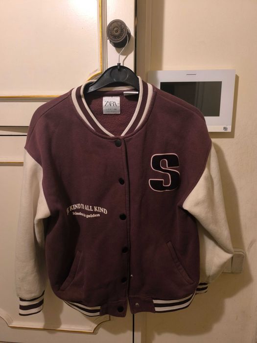 Casaco bomber Stitch da Disney de lã marca Zara tamanho 11-12 anos