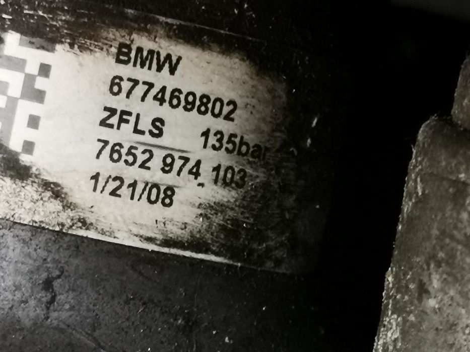 Bomba direção assistida BMW 530d 535d E60 E61 635d E63 E64 2003- EPC