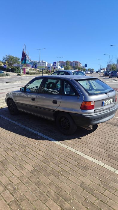 Opel Astra 1.4 i Kat - 1993 à venda!
