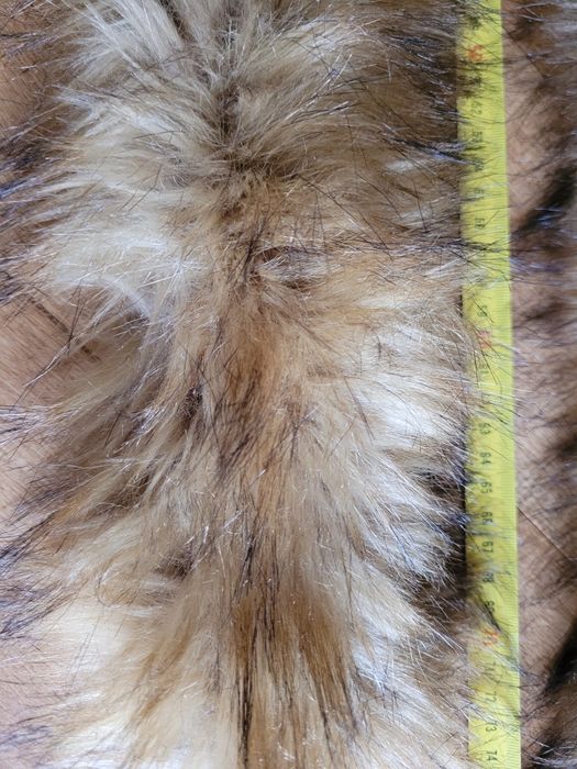 Kołnierz sztuczne futro obszycie