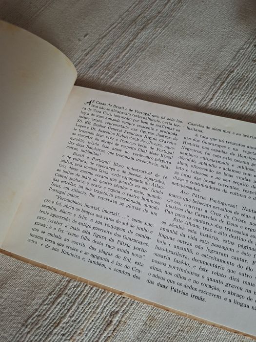 Livro de visita de Presidente da República ao Brasil em 1957