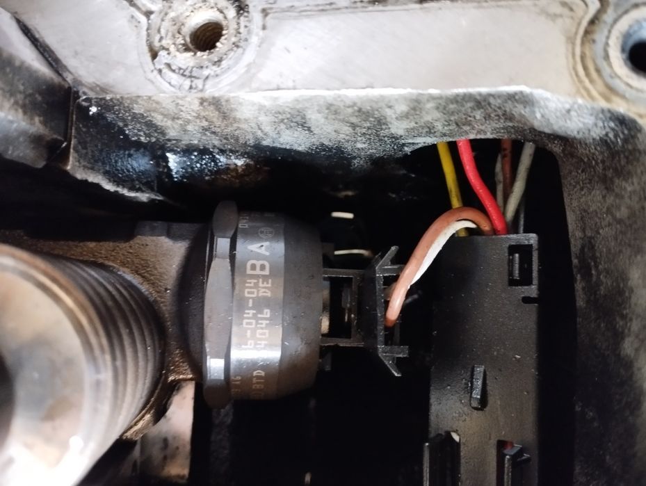 Komplet pompowtrysków 073AG 1.9tdi bkc