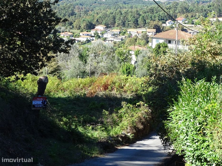 Terreno Para Construção Em Serafão - Fafe! — Agrela E Serafão, Braga