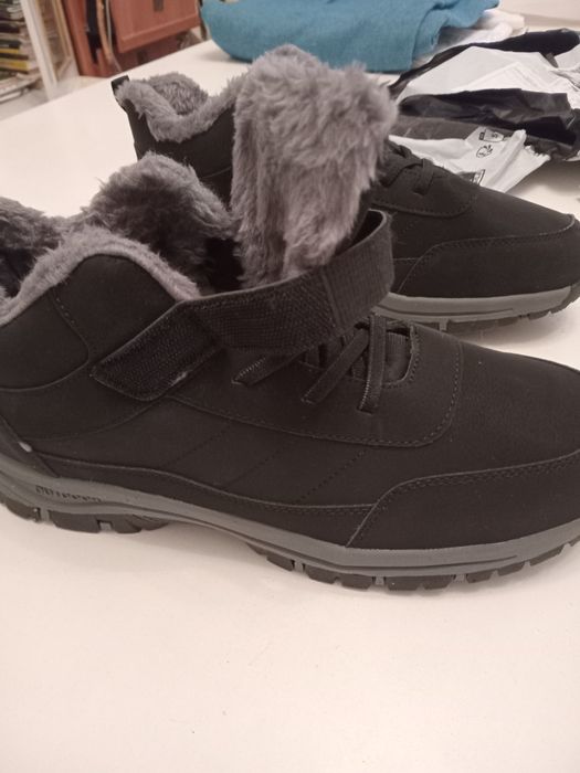 Новые ботинки утепленные.