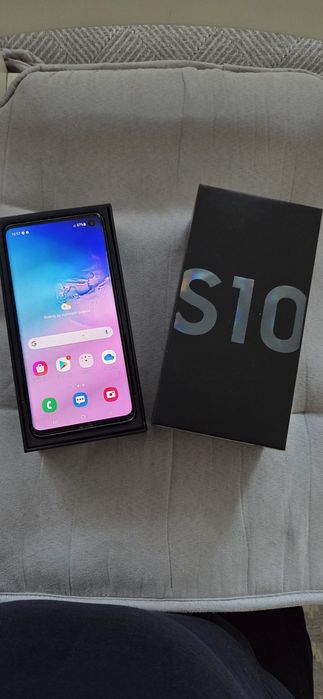 Samsung s10 128 GB,  8 GB RAM