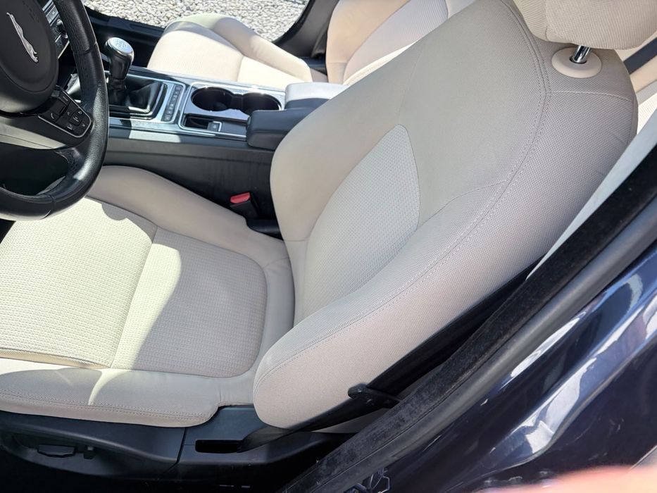 Jaguar XE Como Novo