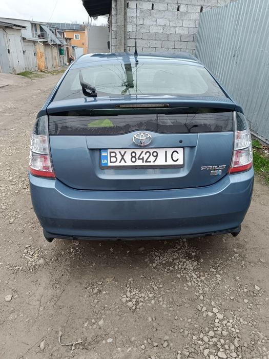 Продам автомобіль TOYOTA Prius,2005 року