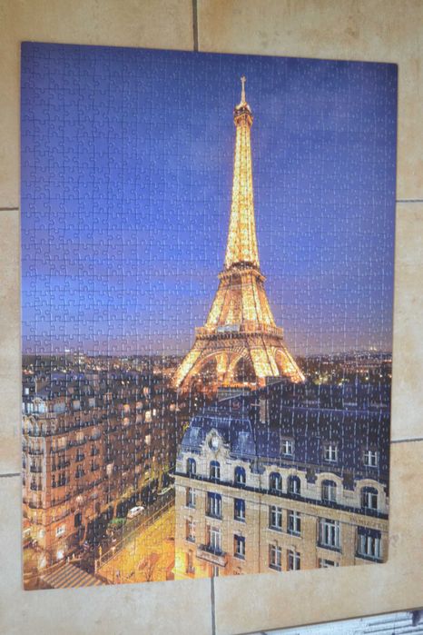 Vários puzzles 1000pcs montados