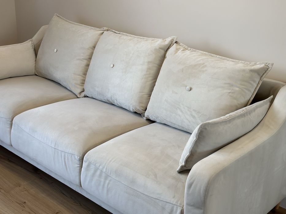 Sofa / Kanapa 3-osobowa z funkcją spania i pojemnikiem, b. dobry stan