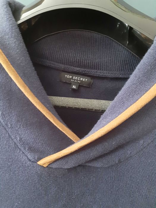 Ciepły sweter Top Secret Man, z kołnierzem, w serek