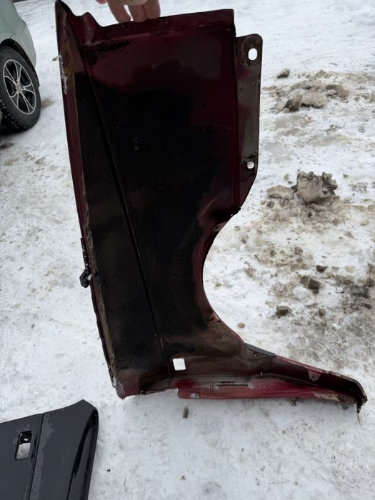 Передні крила Passat B3