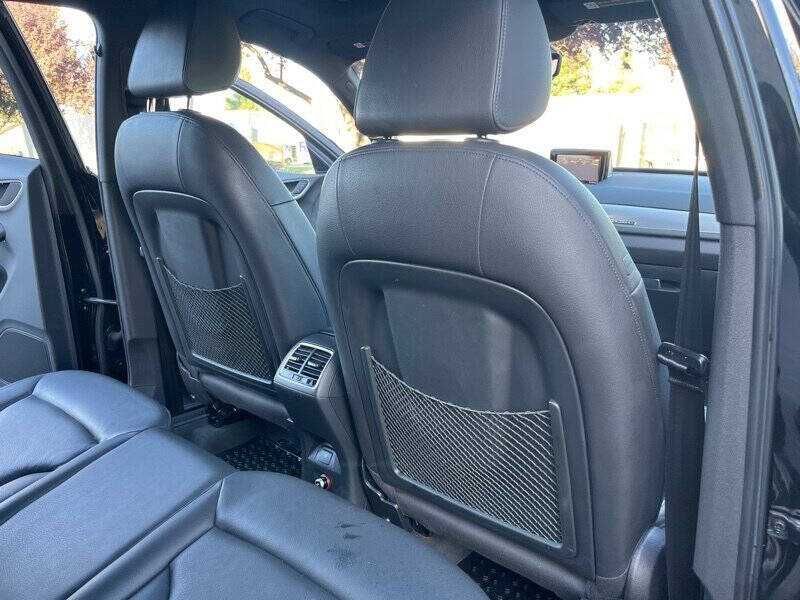 2016   Audi   Q3