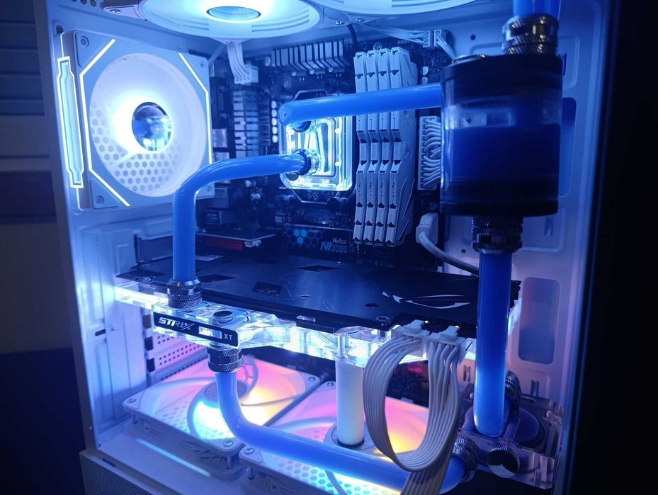 PC GAMING RX5700XT | Ryzen 5 3600 | 32GB RAM | 1Tb SSD NVME