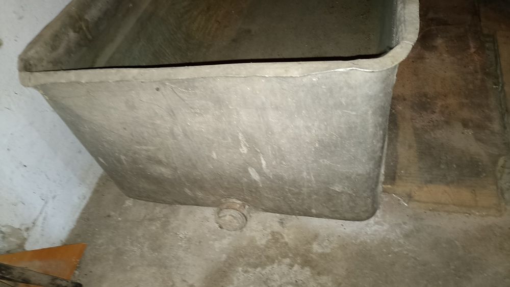 Бак алюмінієвий по ціні металобрухту.  155/78/52 см