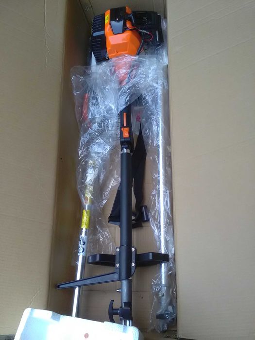 Piła spalinowa na wysięgniku okrzesywarka