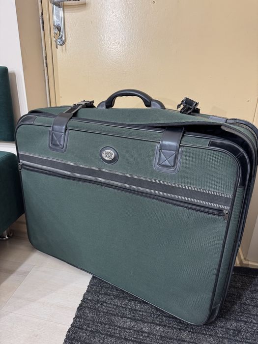 Чемодан валіза на 2 колесах 76 на 60 см