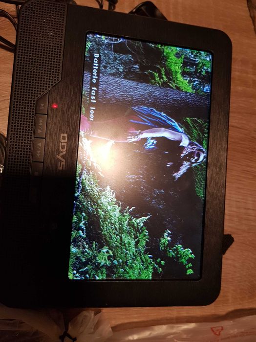 Dvd portátil com comando