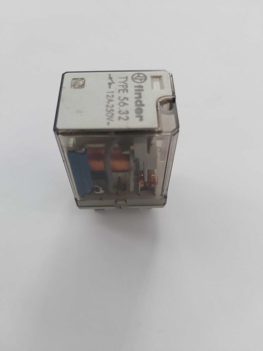 Relé Finder 12A-250Vac DC24V - Type 56.32