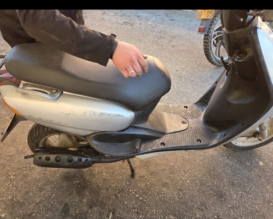 Yamaha Neo '50 circular diariamente