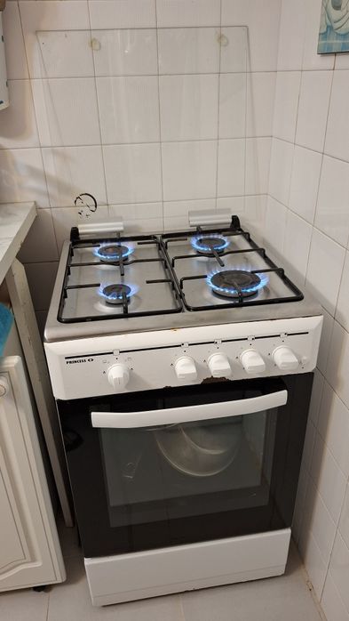 Fogão a Gás Propano- Butano com 4 Bocas de Bilha  Princess com Isqueiro Eletrónico  para Desocupar