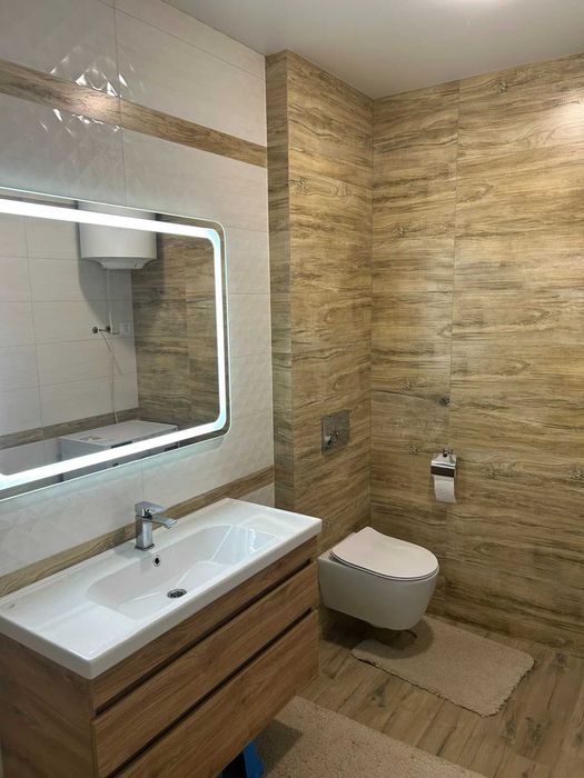 Продам 2к.квартиру ЖК Радужный Ландау 52ж