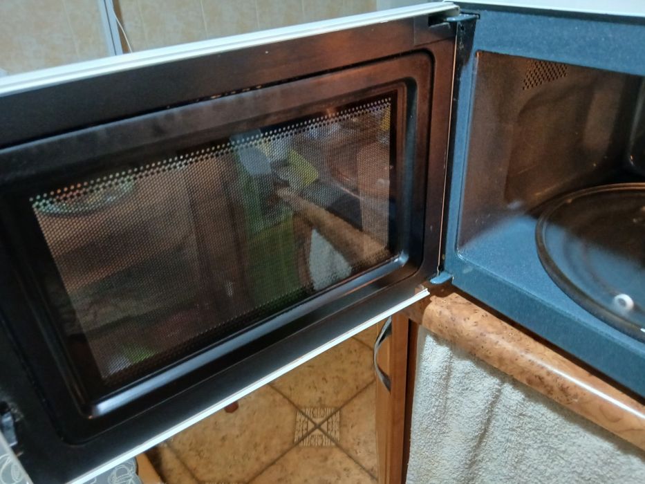 Микроволновка Самсунг.Рабочая