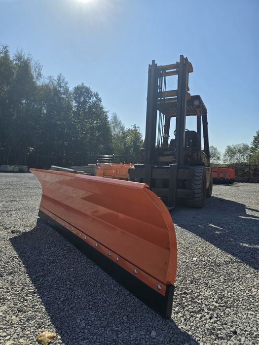 Nowy pług do śniegu z mocowaniem na wózek widłowy 1.5-3.0 m TRANSPORT